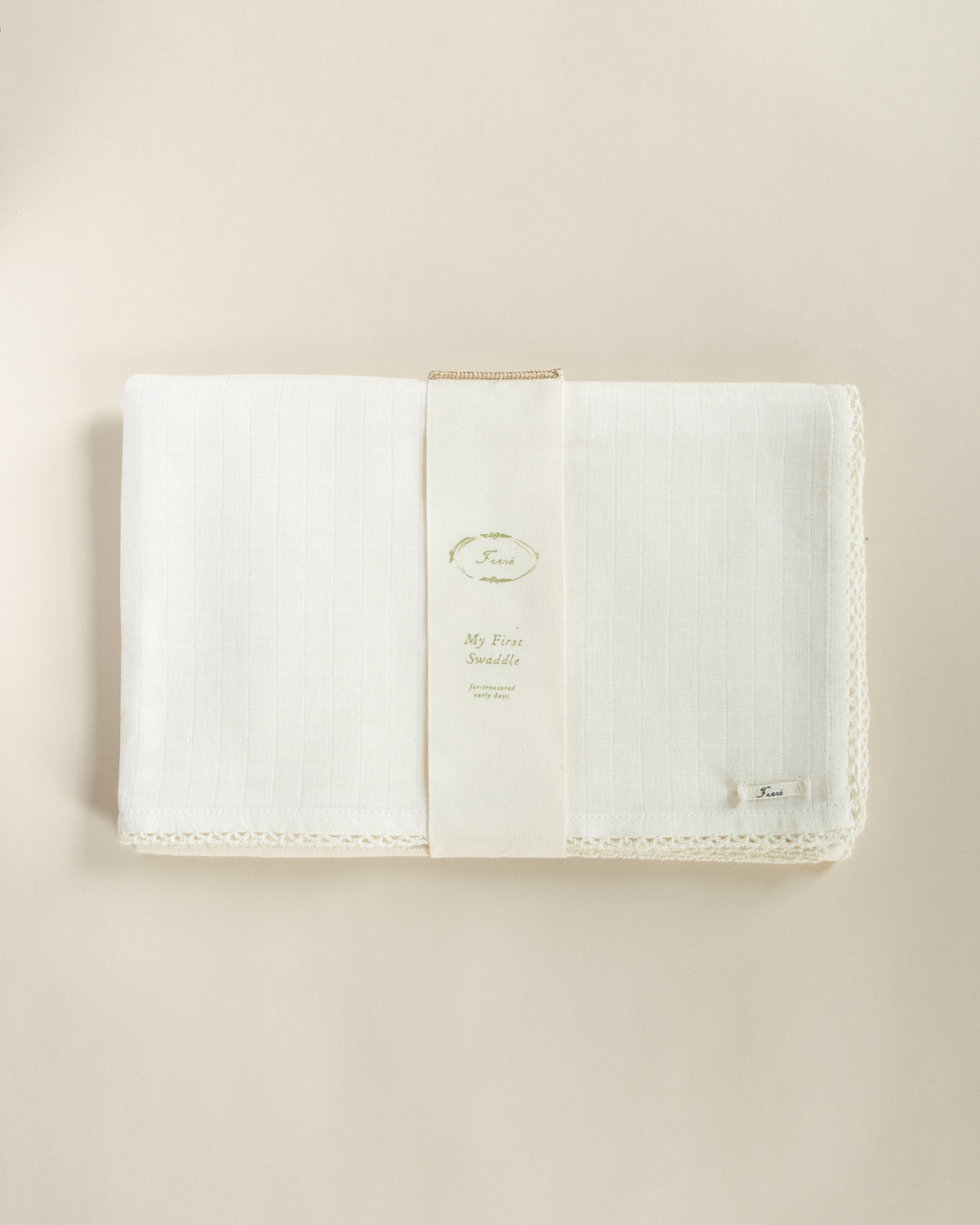 Ferne Swaddle - Dove White