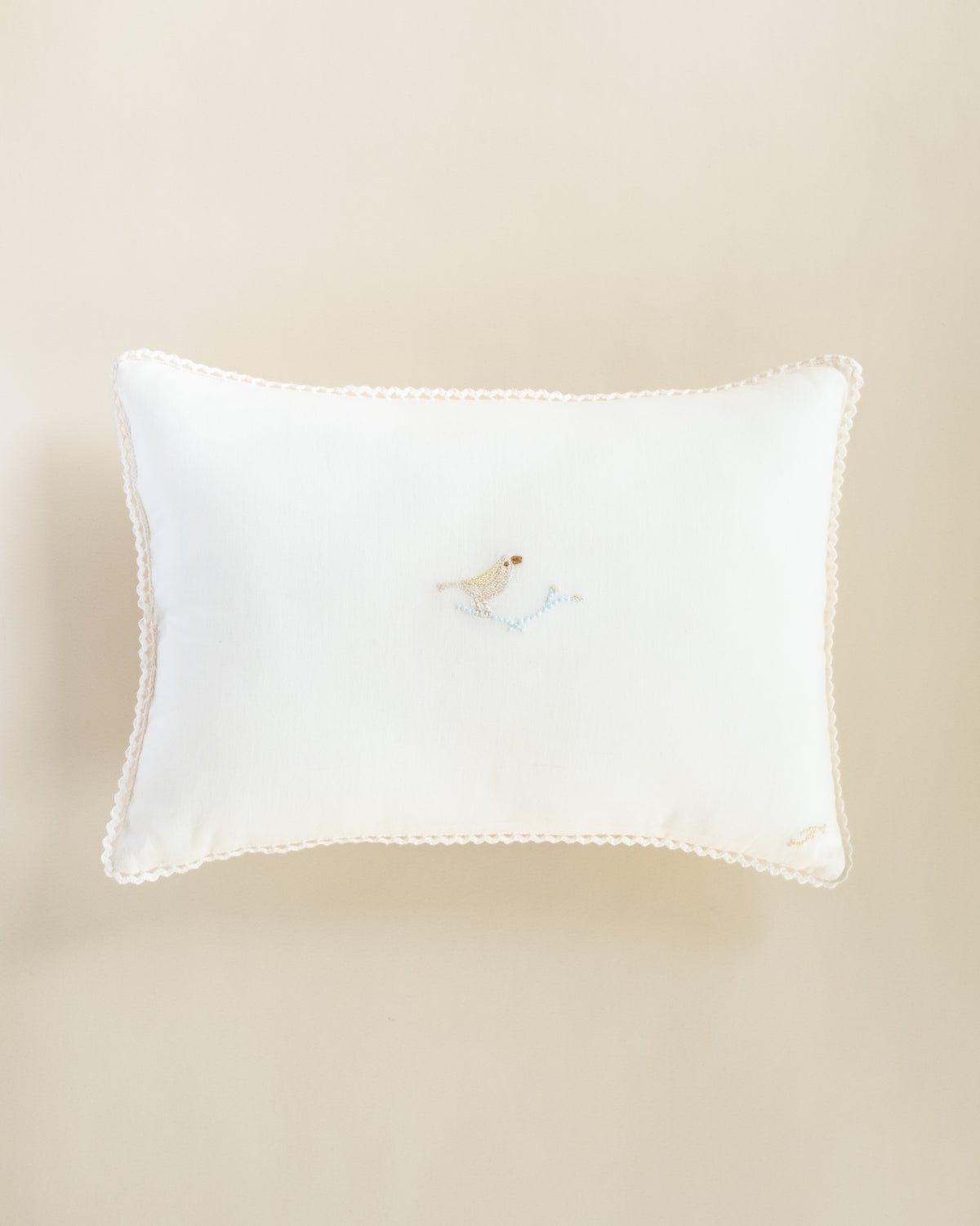 Ferne Voile Birdie Pillow - Ecru