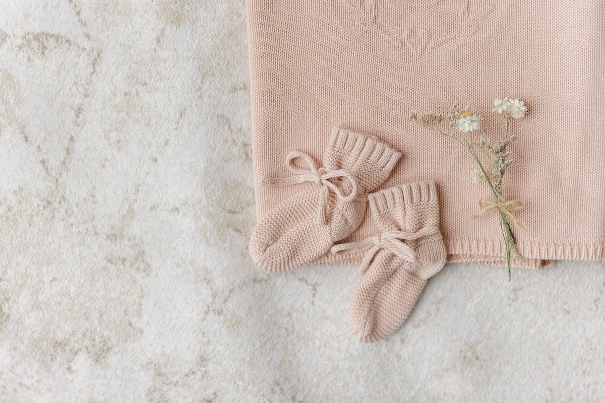 Peluche Knit Booties - Rose