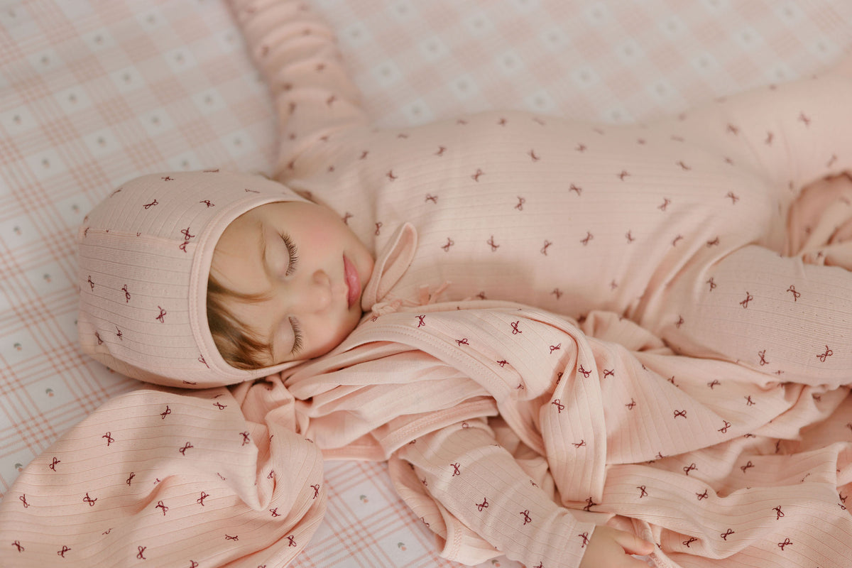 Aurora Bow Pattern Footie & Bonnet