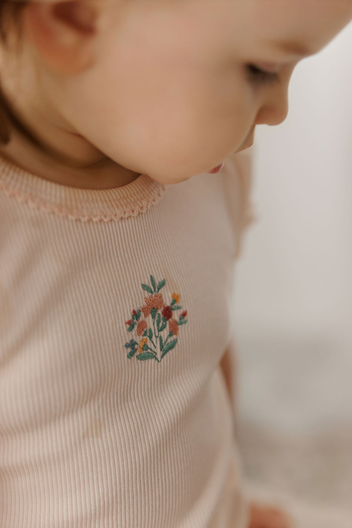 Elys & Co Ribbed Floral Embroidered Romper - Pink