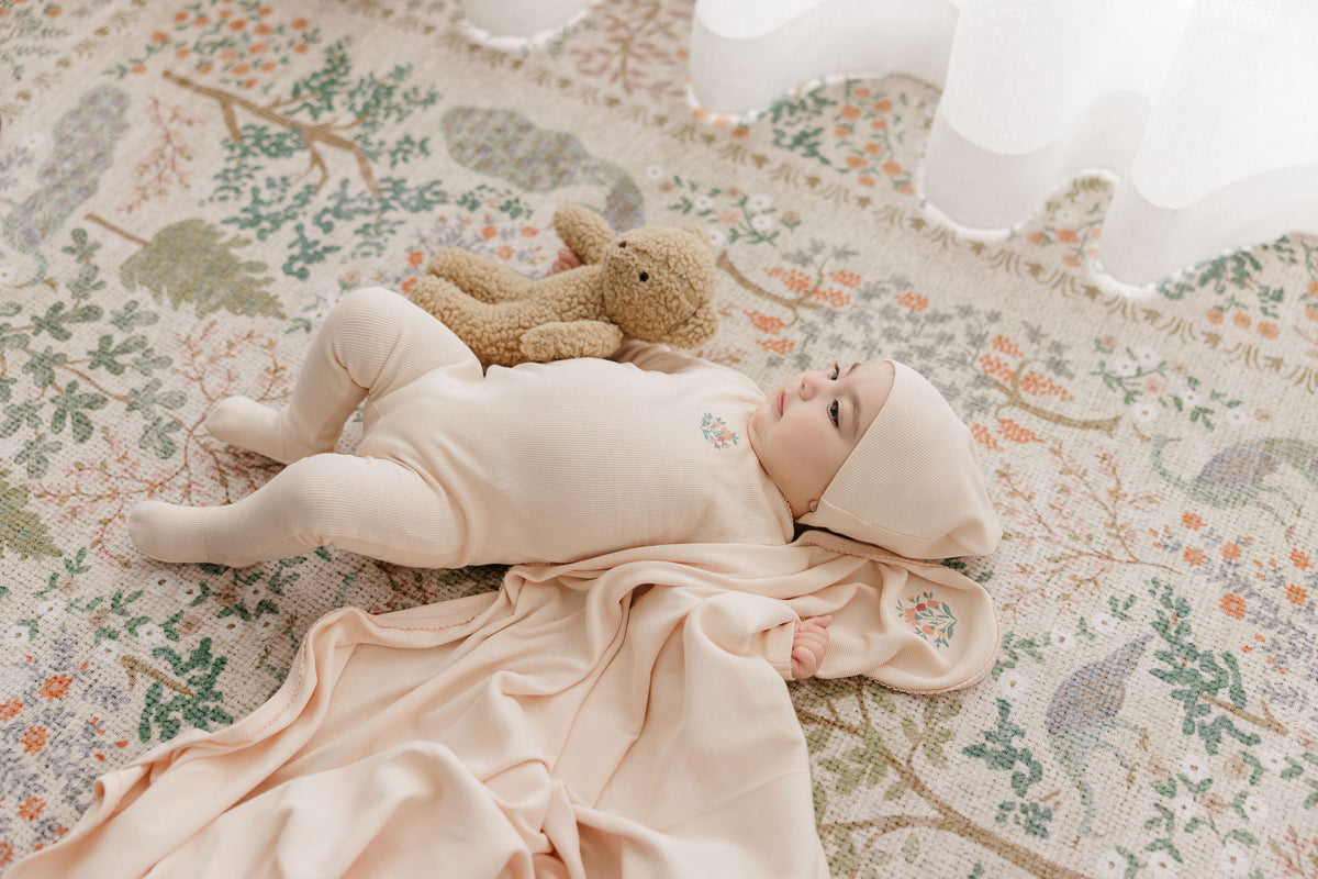 Elys & Co Ribbed Floral Embroidered Layette Set - Pink