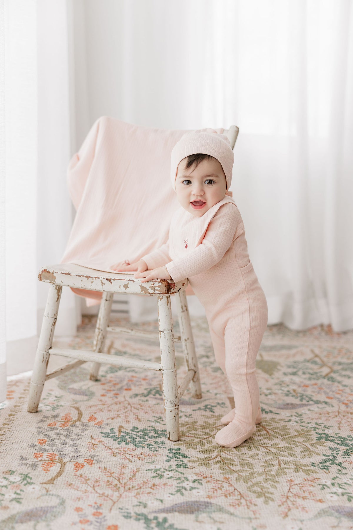 Aurora Pointelle Bow Print Footie & Beanie - Pink/Red