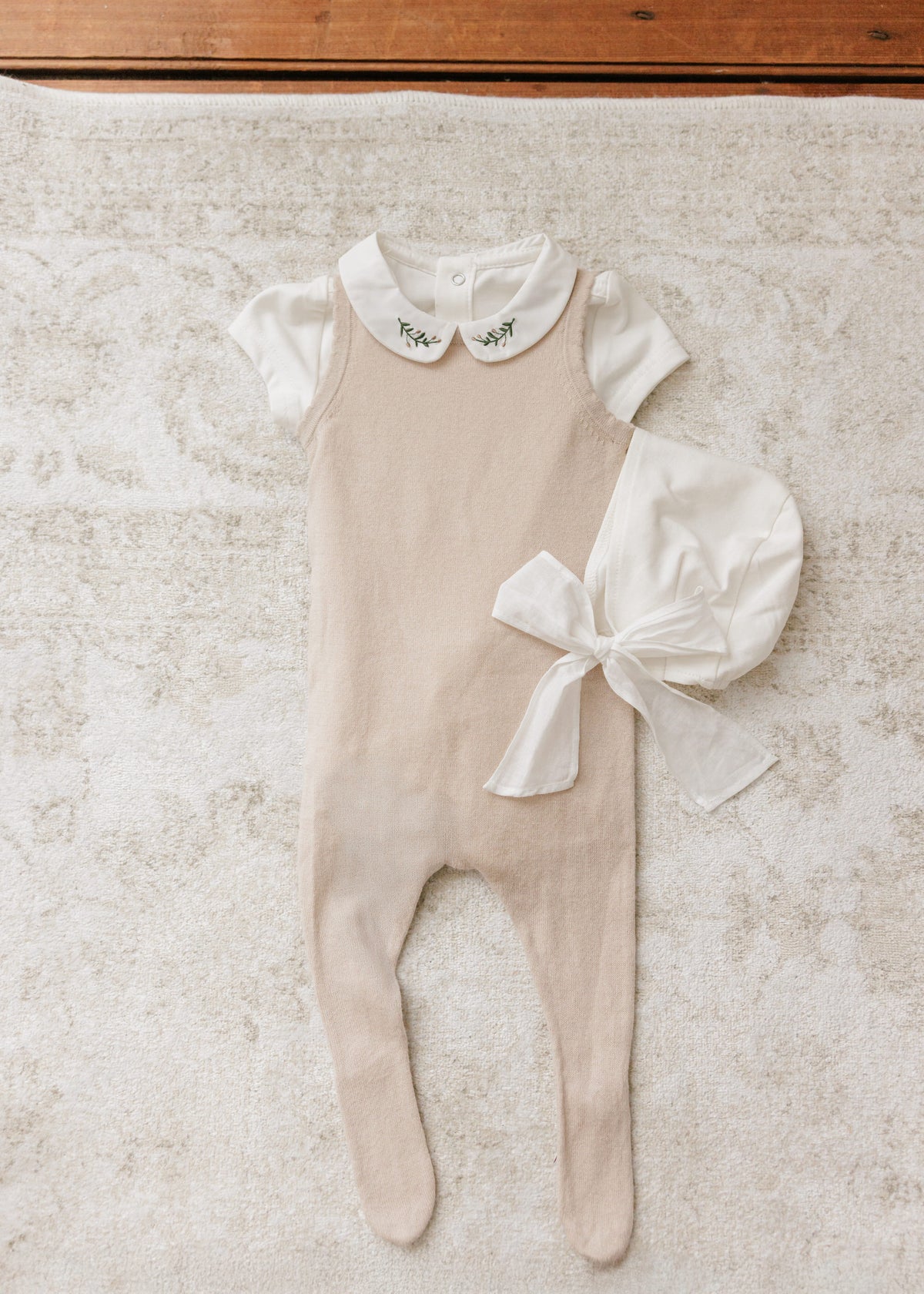 Peluche Short Sleeve Embroidered Collar Onesie - Cream/Olive