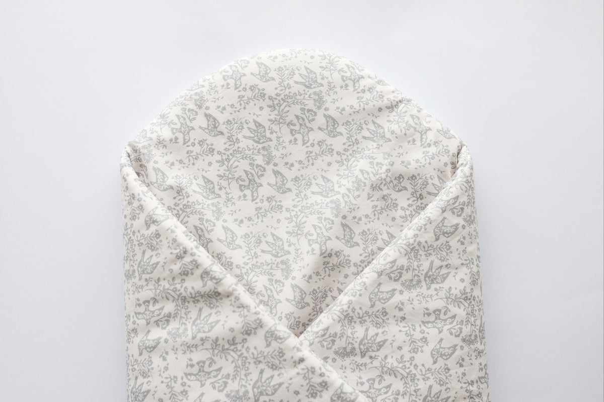 Petite Laure Pigeons Wrap - Grey