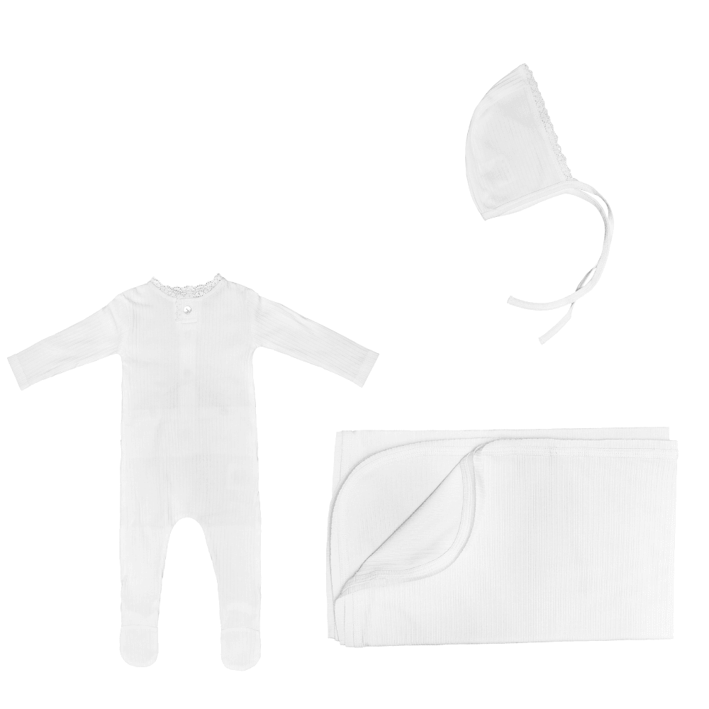 Noggi Laced Trim Layette Set