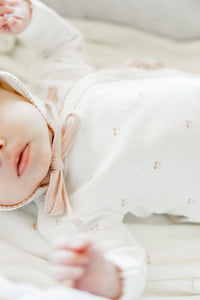 Mon Tresor Bow Wrap Footie & Hat