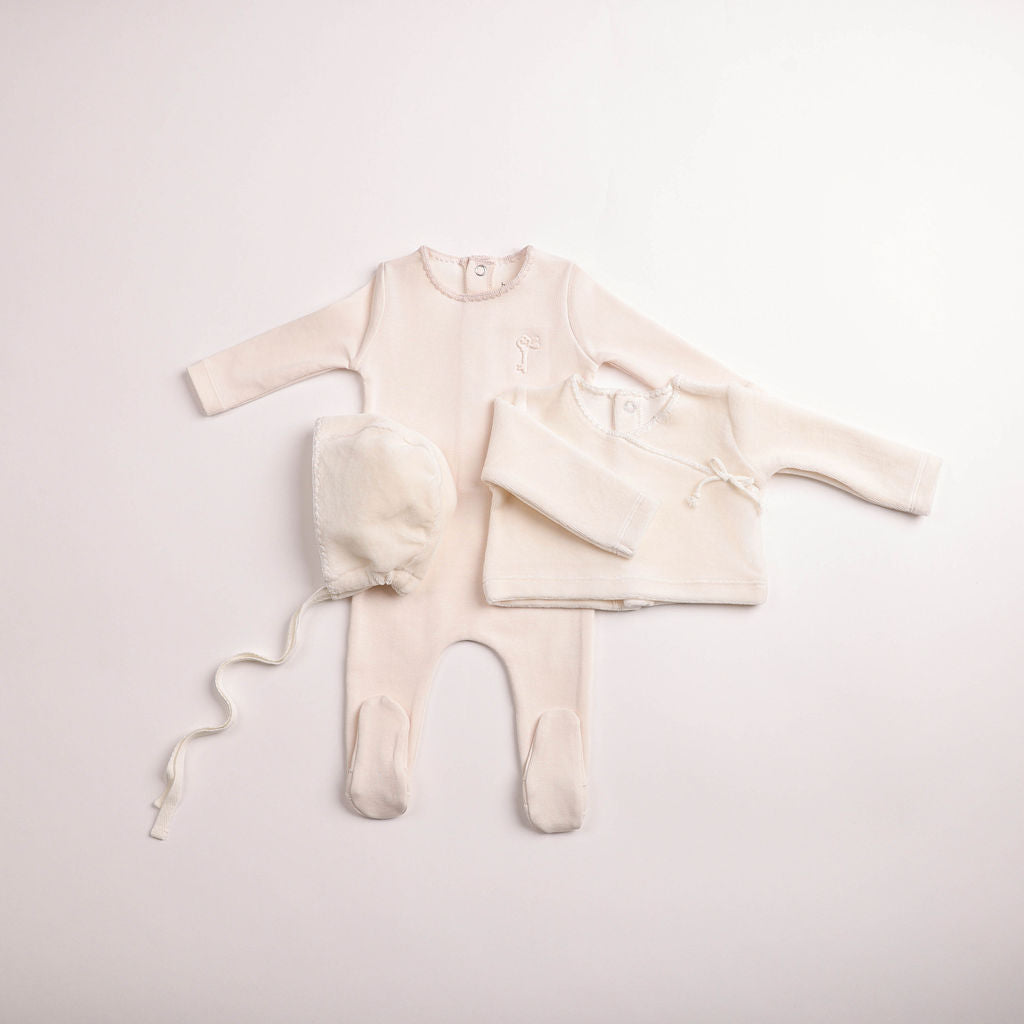 Bee & Dee Classic Stitch Wrap Footie, Hat & Cardigan - Linen