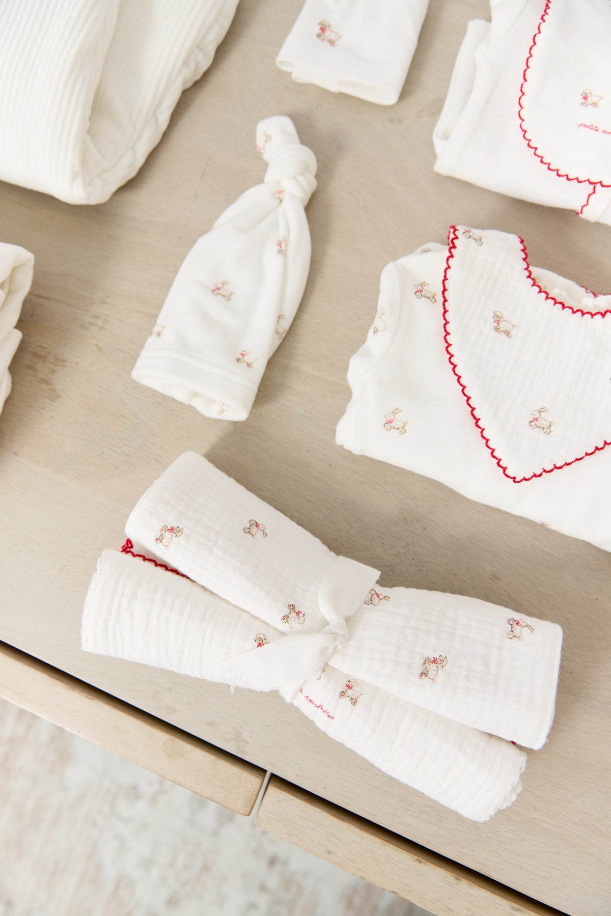 Kipp Petits Amis Layette Set - Red