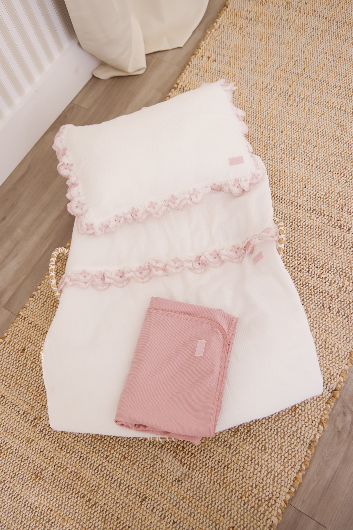 Kipp Ruffled Enfant Mini Crib Set - Pink