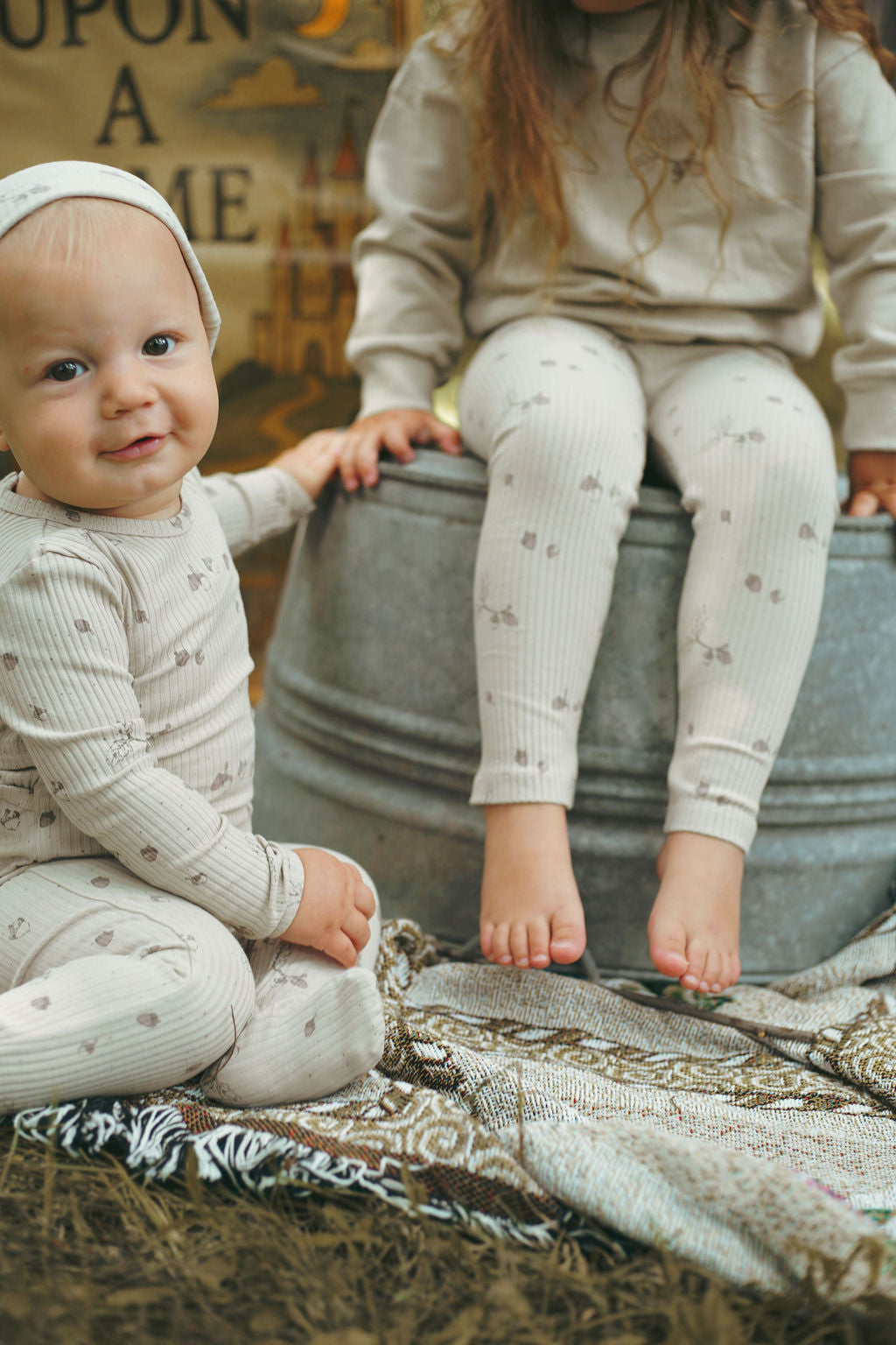 Ladida Acorn Layette Set