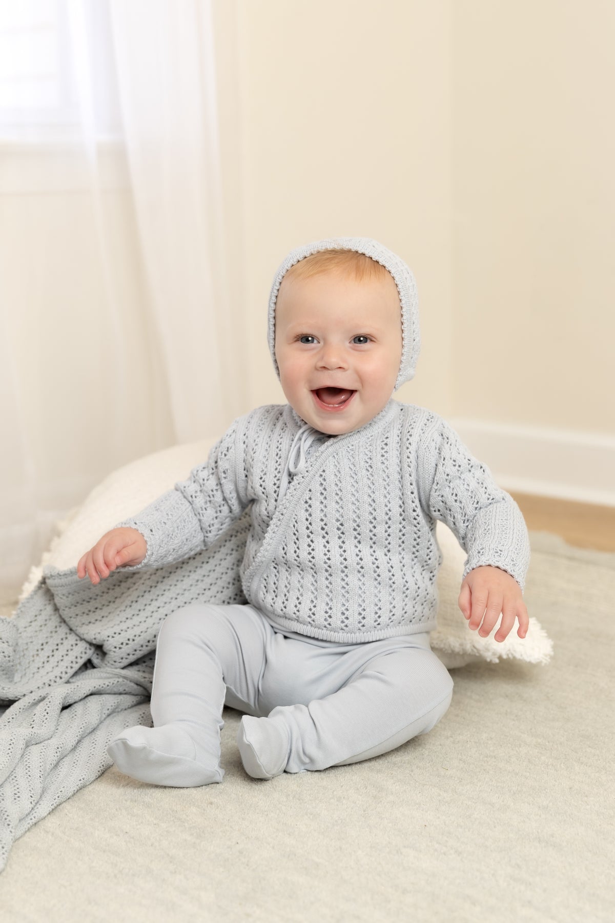 Bee & Dee Dainty Sweater Footie, Cardigan & Hat - London Fog