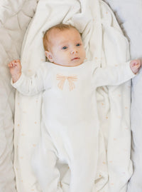 Mon Tresor Embroidered Bow Layette Set