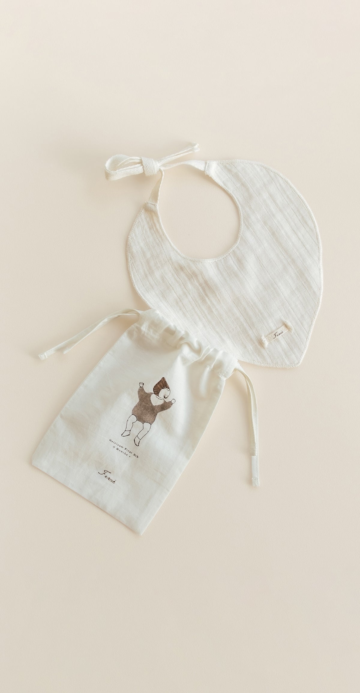 Ferne Drool Bib - Dove White