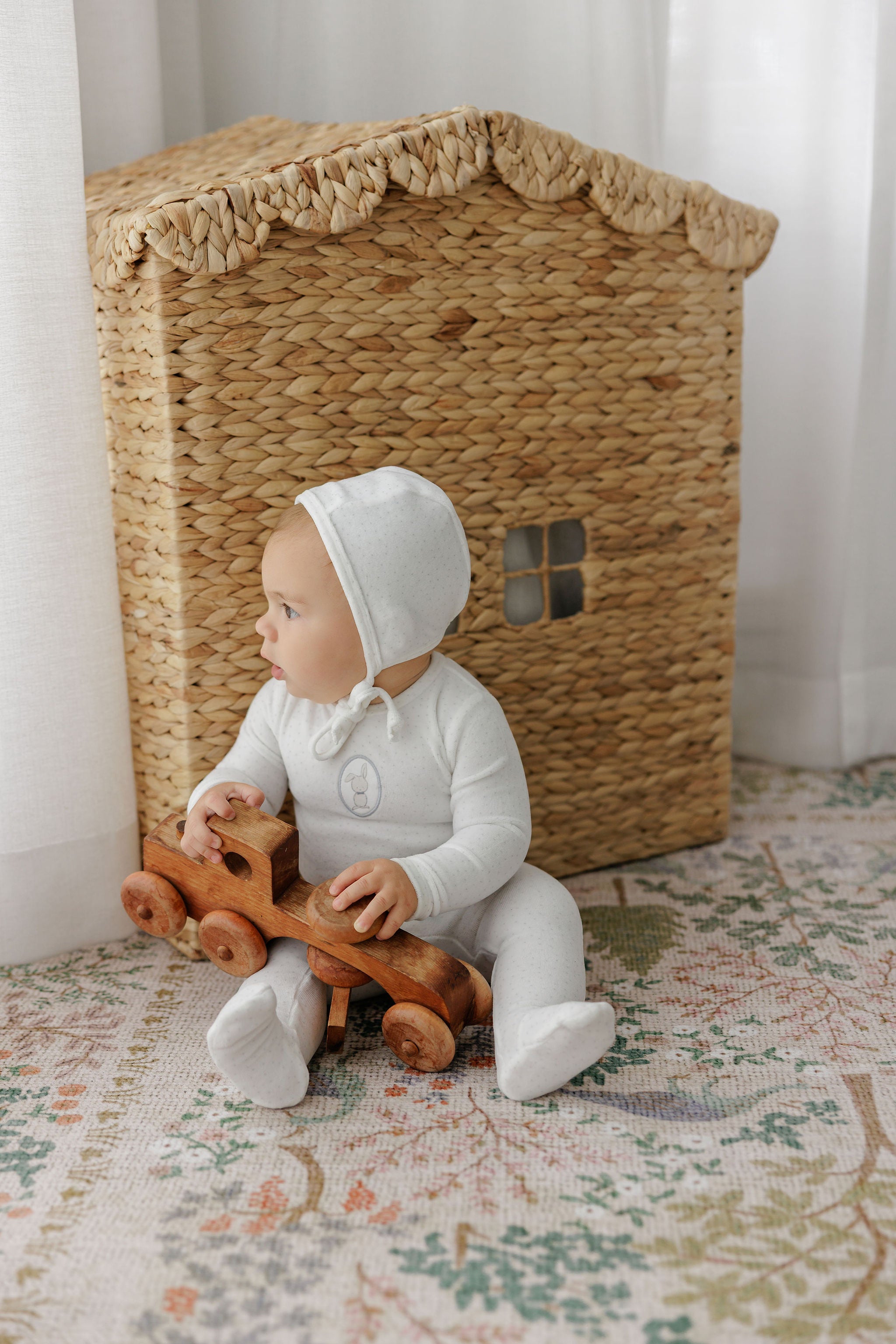 Aurora Bunny Pin Dot Footie & Bonnet - Ivory Boy
