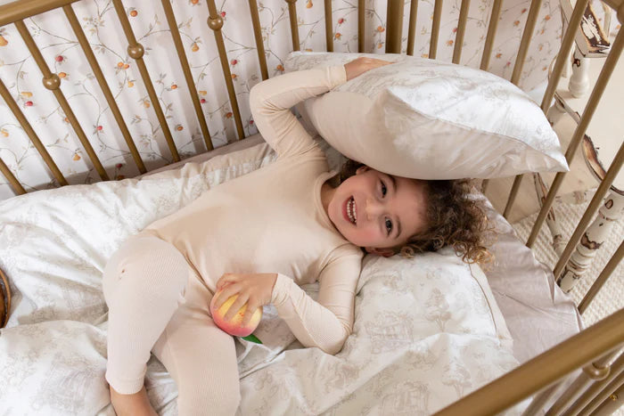 Petite Belle Toile Collection Crib Set - Taupe