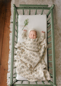 Peluche Floral Intarsia Knit Blanket & Bonnet - Powder