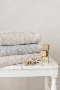 Peluche Feather Fur Blanket - Powder and Natural