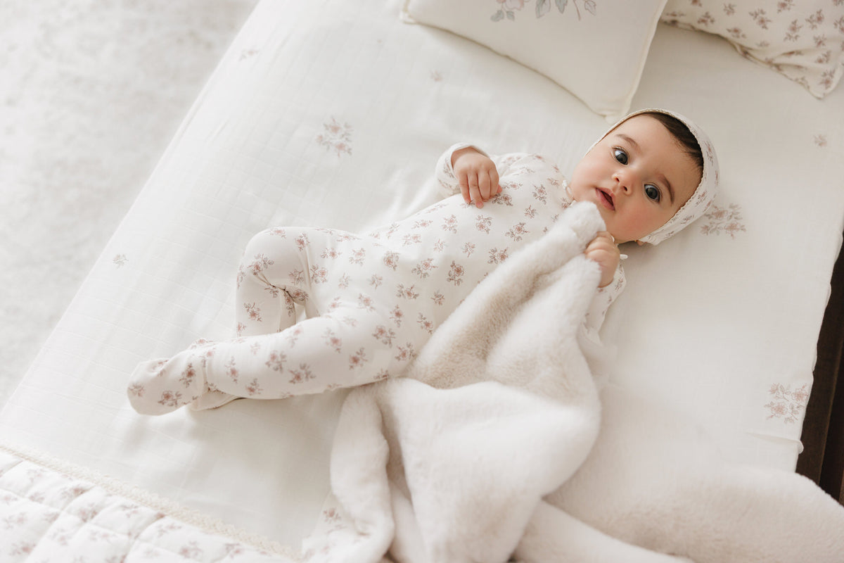 Peluche Blossom Footie & Bonnet - Rose