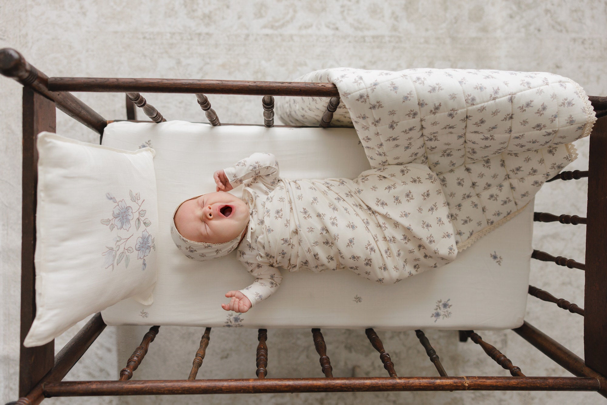 Peluche Blossom Swaddle - Powder