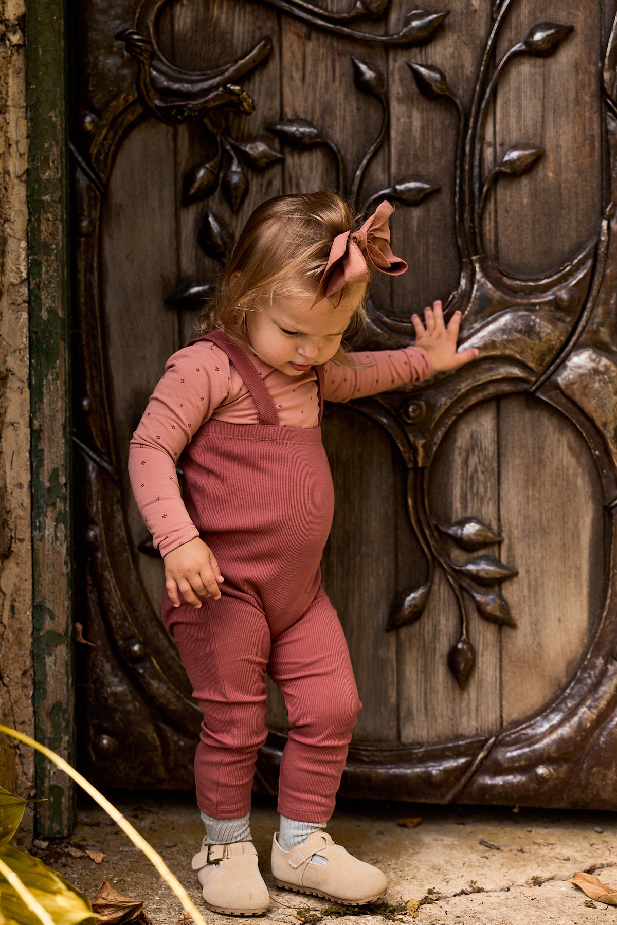 Elys & Co Clover Print Onesie & Overalls - Pink