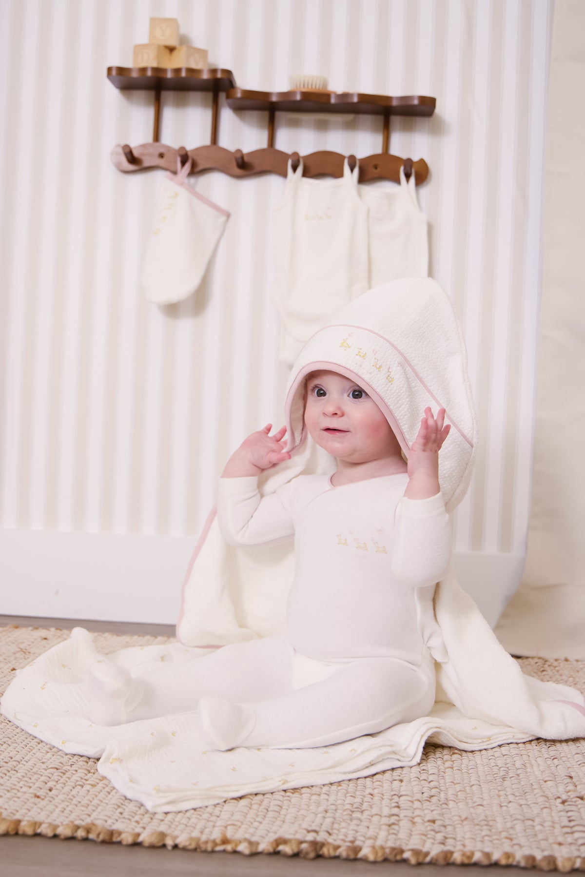 Kipp Mini Royals Towel + Mitt - Pink