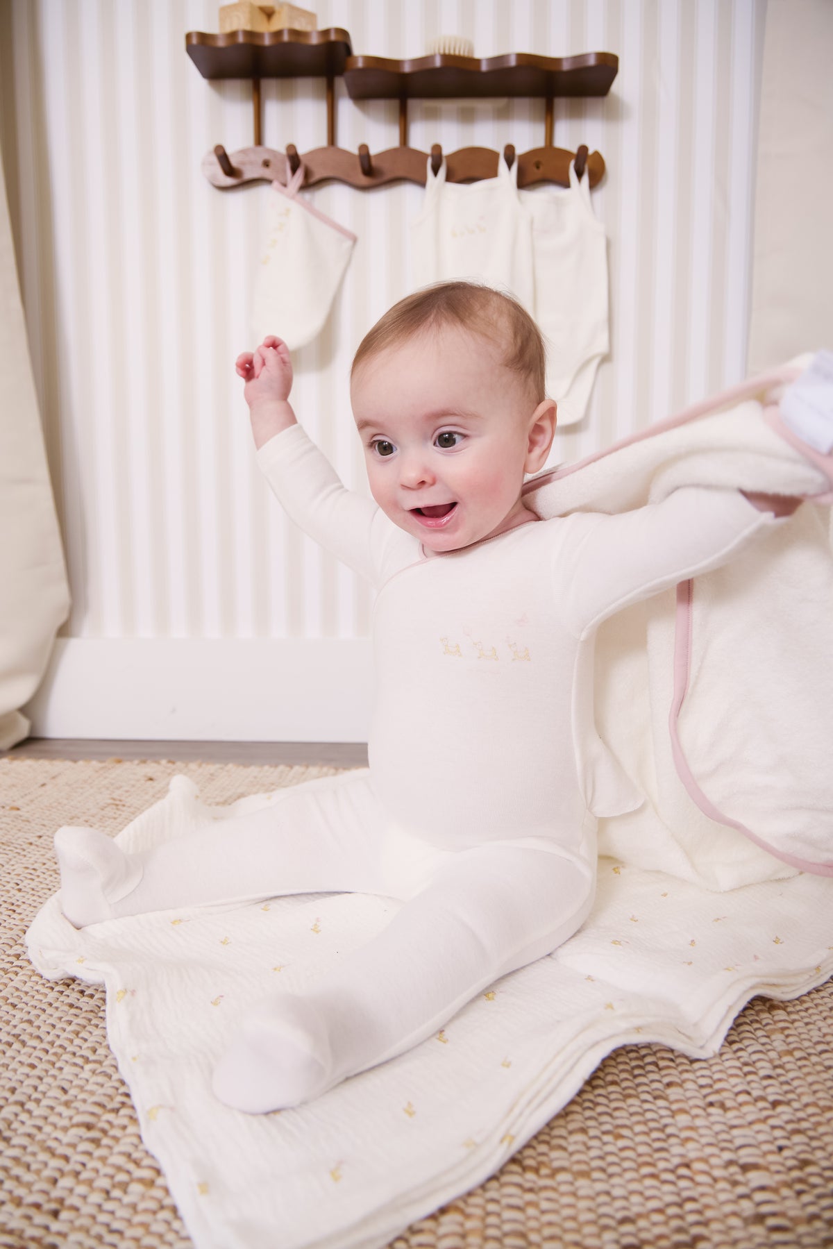 Kipp Mini Royals Towel + Mitt - Pink