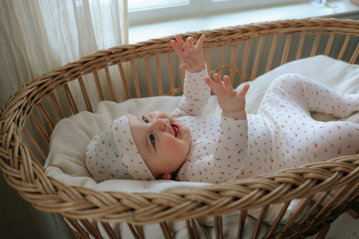 Mema Knits Floral Print Snap Back Layette Set