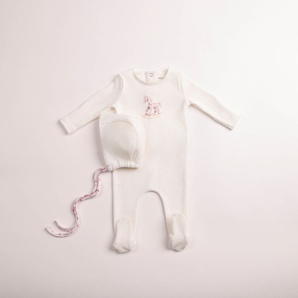 Bee & Dee Rocking Horse Footie & Bonnet - Chalk White Girls