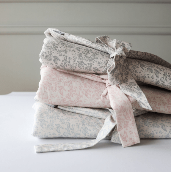 Petite Laure Pigeons Wrap