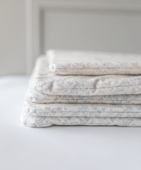 Petite Laure Pigeons Linen Set