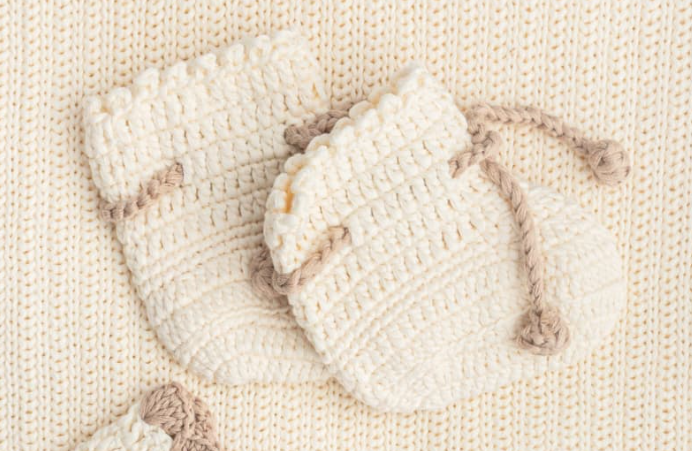 Bebe Beaute Knit Booties - Ivory/Taupe