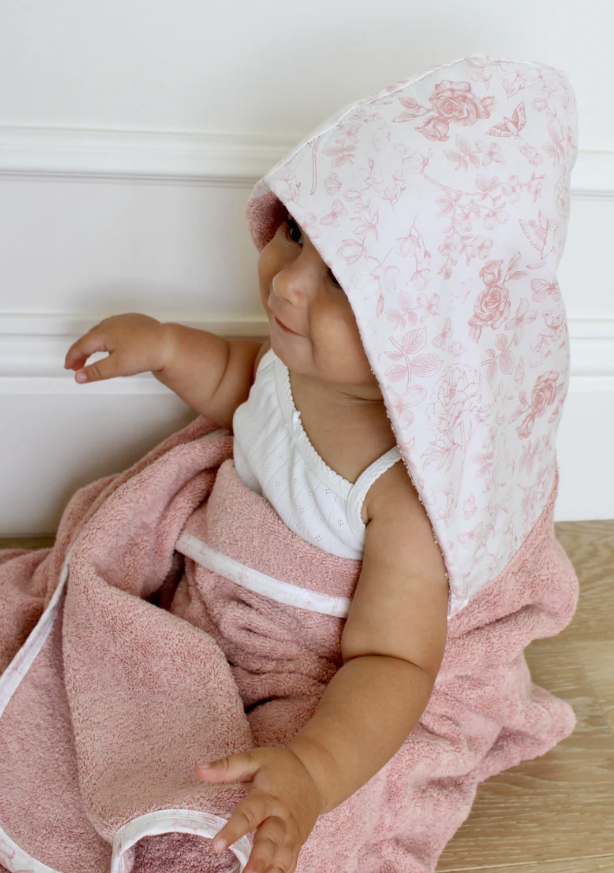Little Threads Rose Toile Bath Towel