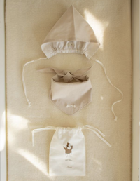 Ferne Keepsake Bonnet & Bib Set - Oat Gingham