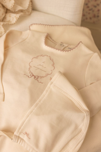 Bee & Dee Botanical Crest Footie & Bonnet - Cream Girls