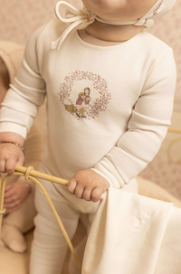 Bee & Dee Cradle Scene Layette Set - Chalk White Girls