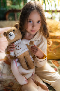 Lil Teddy Classic Collector’s Bear – Storybook Edition