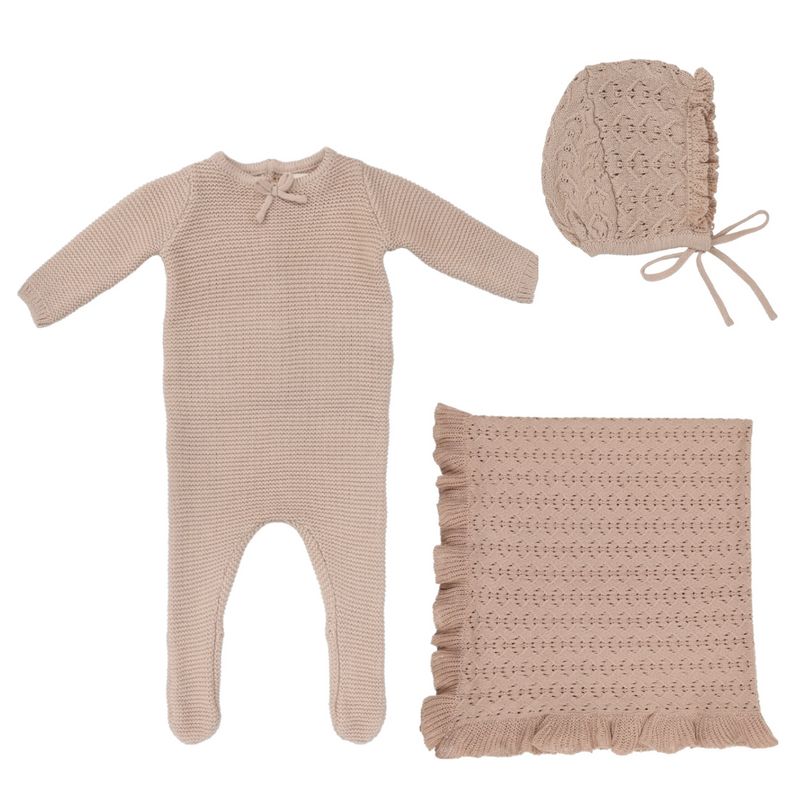 Analogie Knit Collar Layette Set