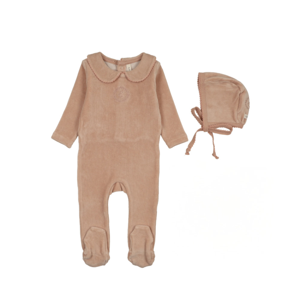 Lilette Velour Crest Emblem Footie & Hat - Dusty Pink