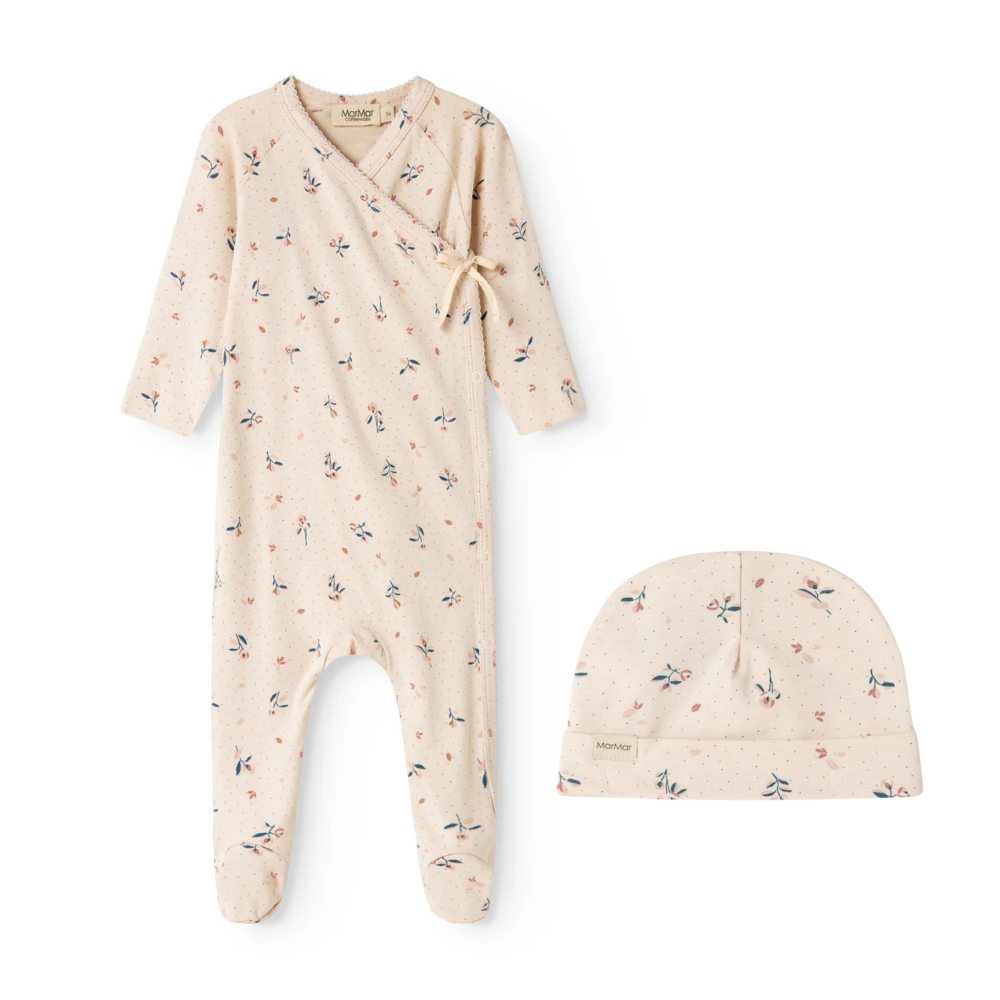 Marmar Roses Footie & Hat