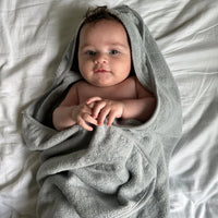 Elys & Co Sold Scalloped Hooded Towel and Washcloth Set - Blue