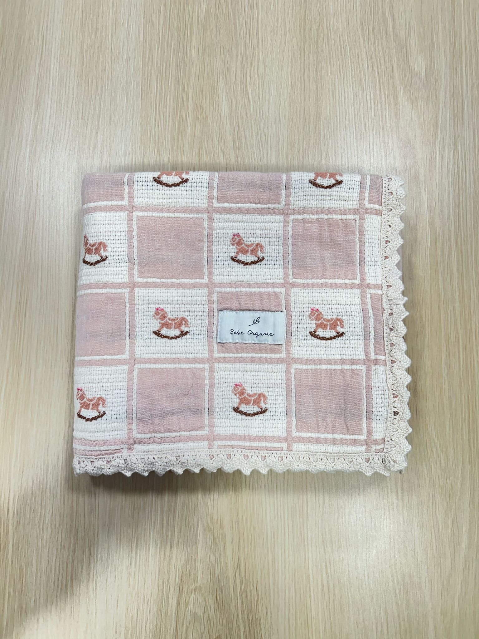 Bebe Organic Rocking Horse Blanket – Babys breath layette