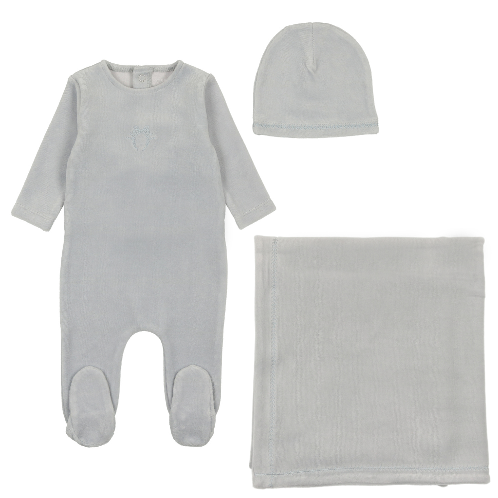 Bee & Dee Classic Velour Bow Wreath Layette Set