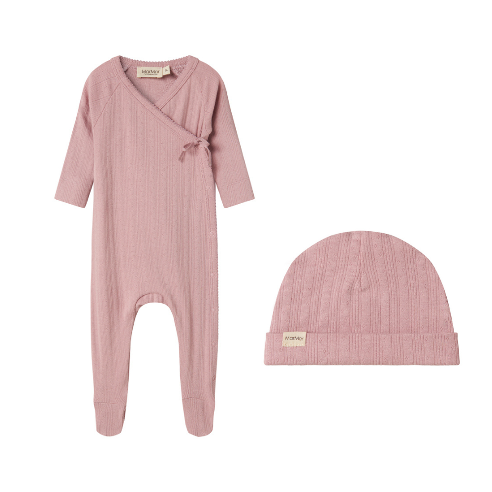 Marmar Linear Pointelle Footie & Hat AW25 - Soft Berry