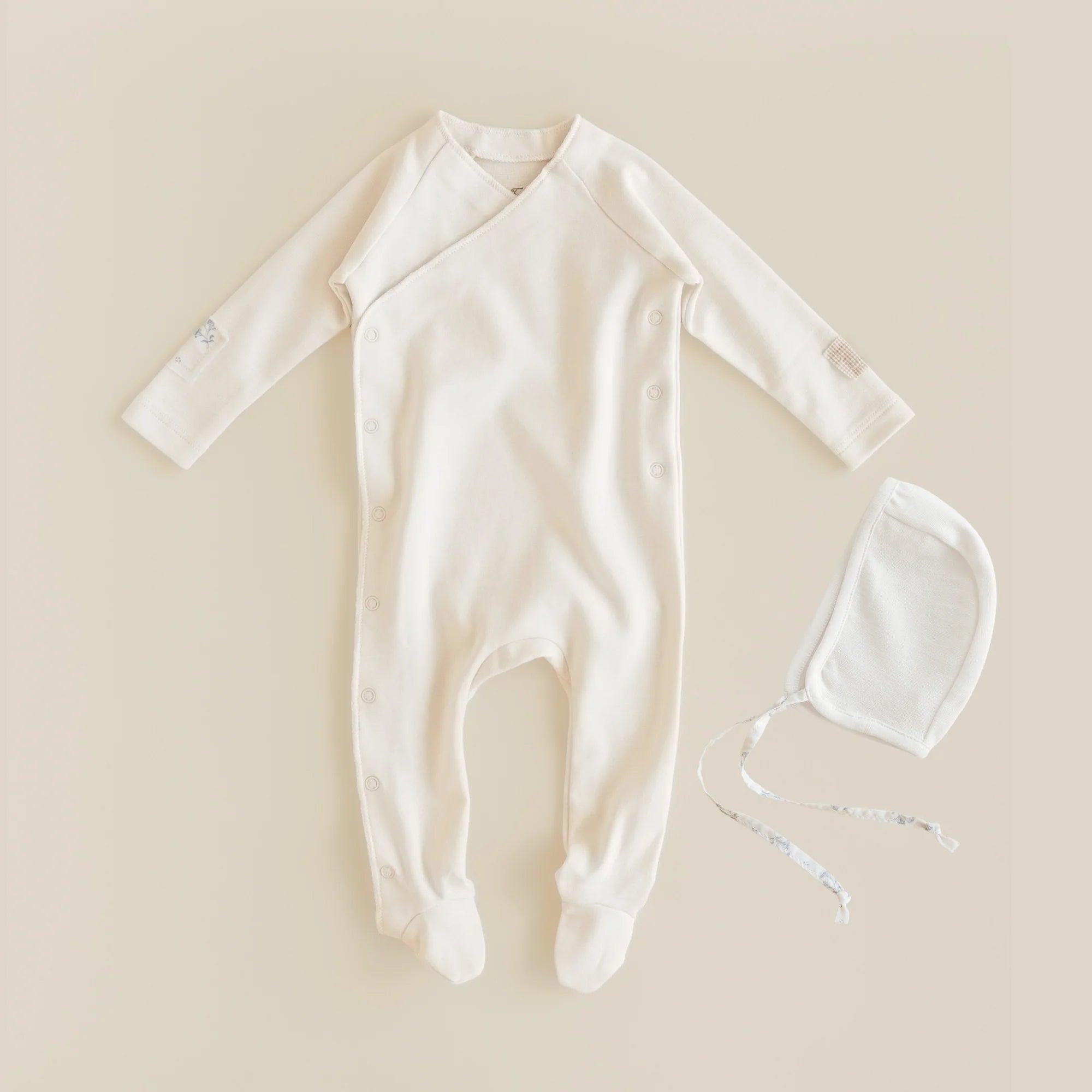 Ferne Patch Footie & Bonnet - Ecru/Blue Calico