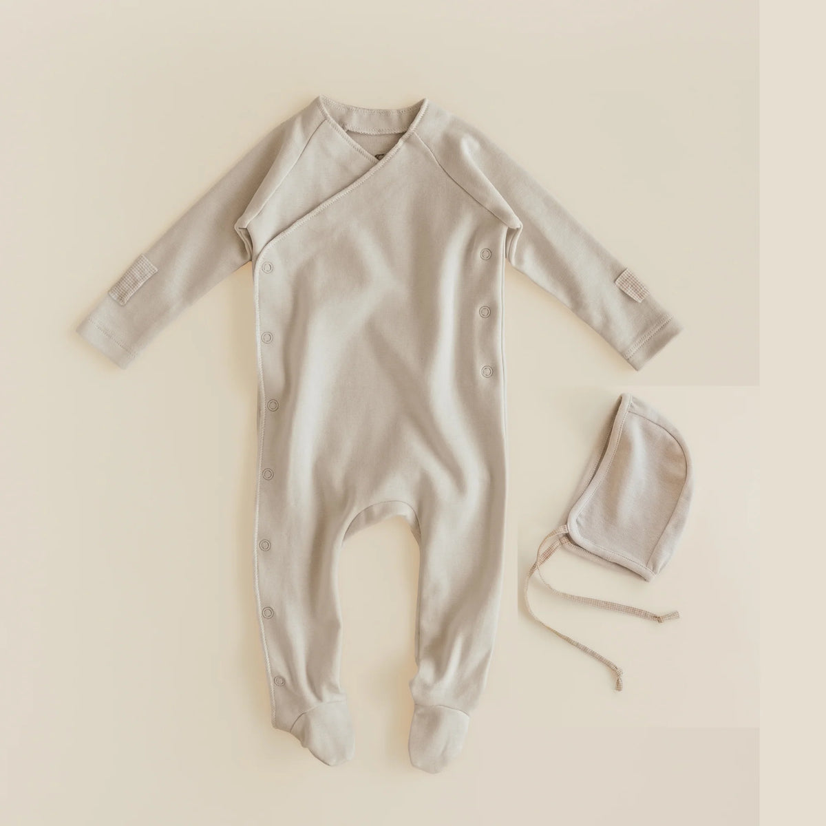 Ferne Patch Footie & Bonnet - Oat Gingham