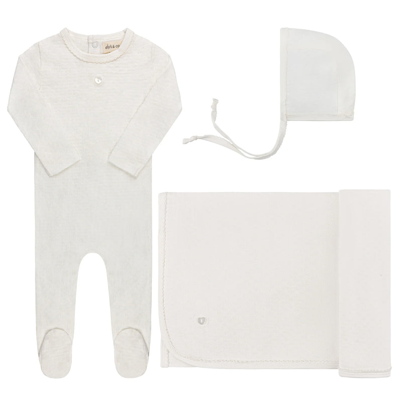 Elys & Co Pointelle Heart/Star Button Layette Set