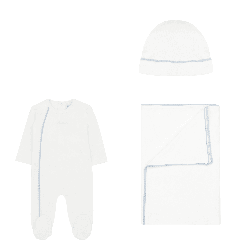 Kipp Scallop Layette Set