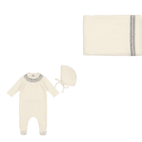 Bee&Dee Cotton Collection With Smocked Embroidery Layette Set